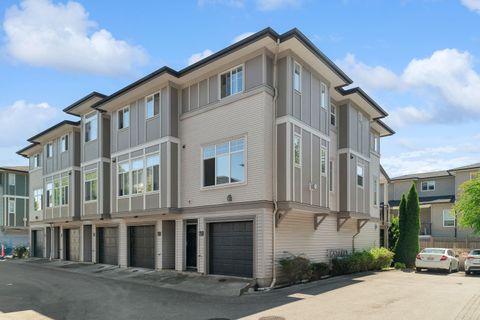 1010 Ewen Avenue 40 New Westminster BC V3M 5C9