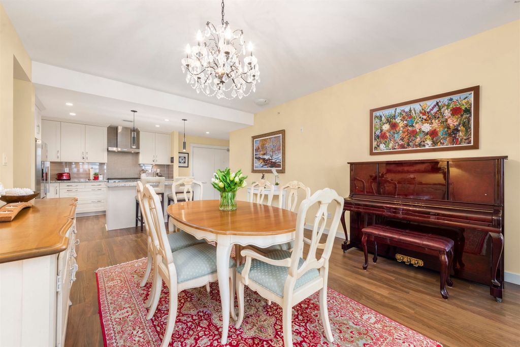 listing image 1101915890272664908