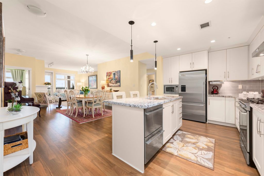 listing image 1102089689820609717