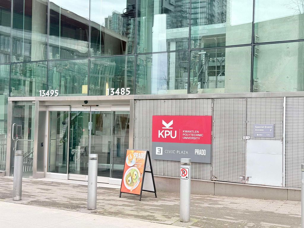 listing image 1109425797740577040