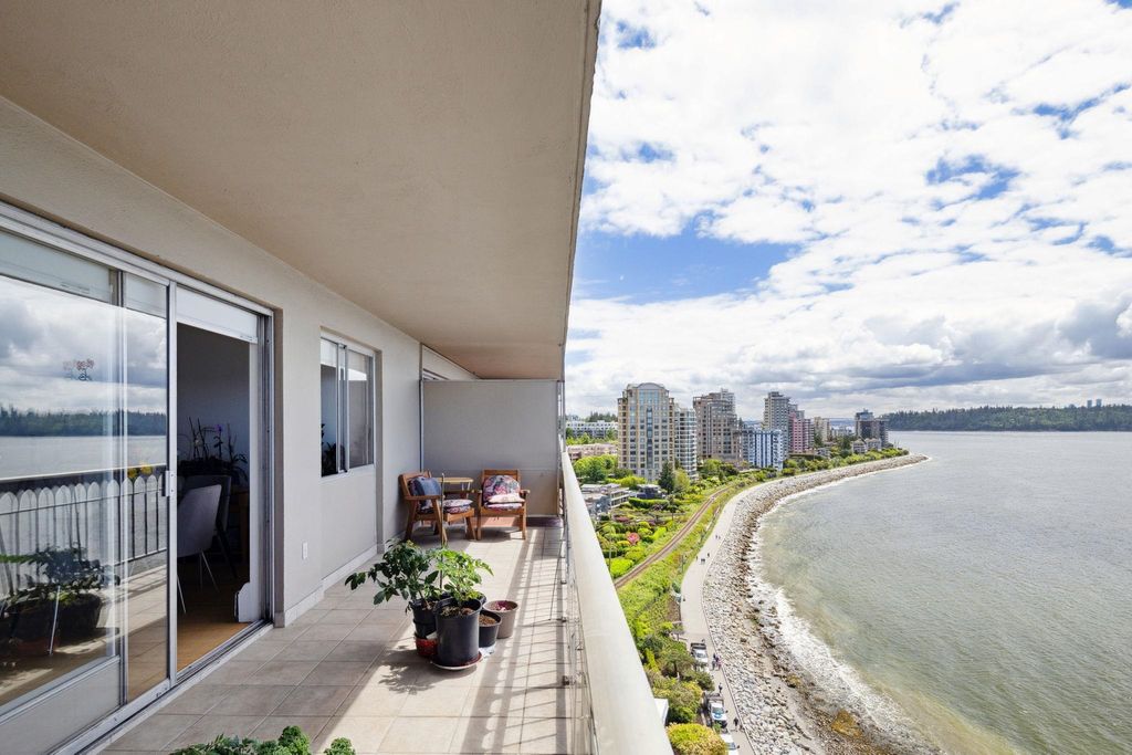 listing image 1100943204843670770