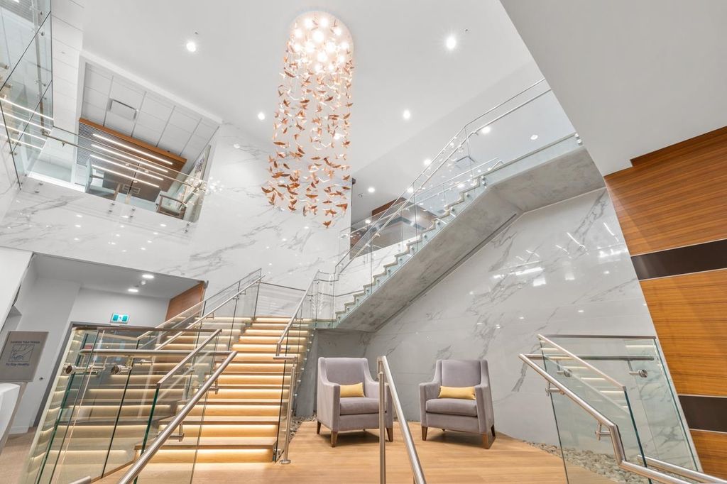 listing image 1109825495623753666