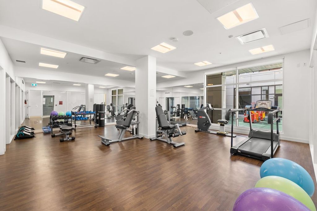 listing image 1103473852809449253