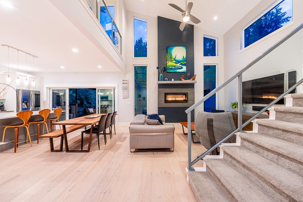 3295 Sunnyside Road 30