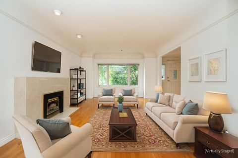 1796 W 14th Avenue Vancouver BC V6J 2J7