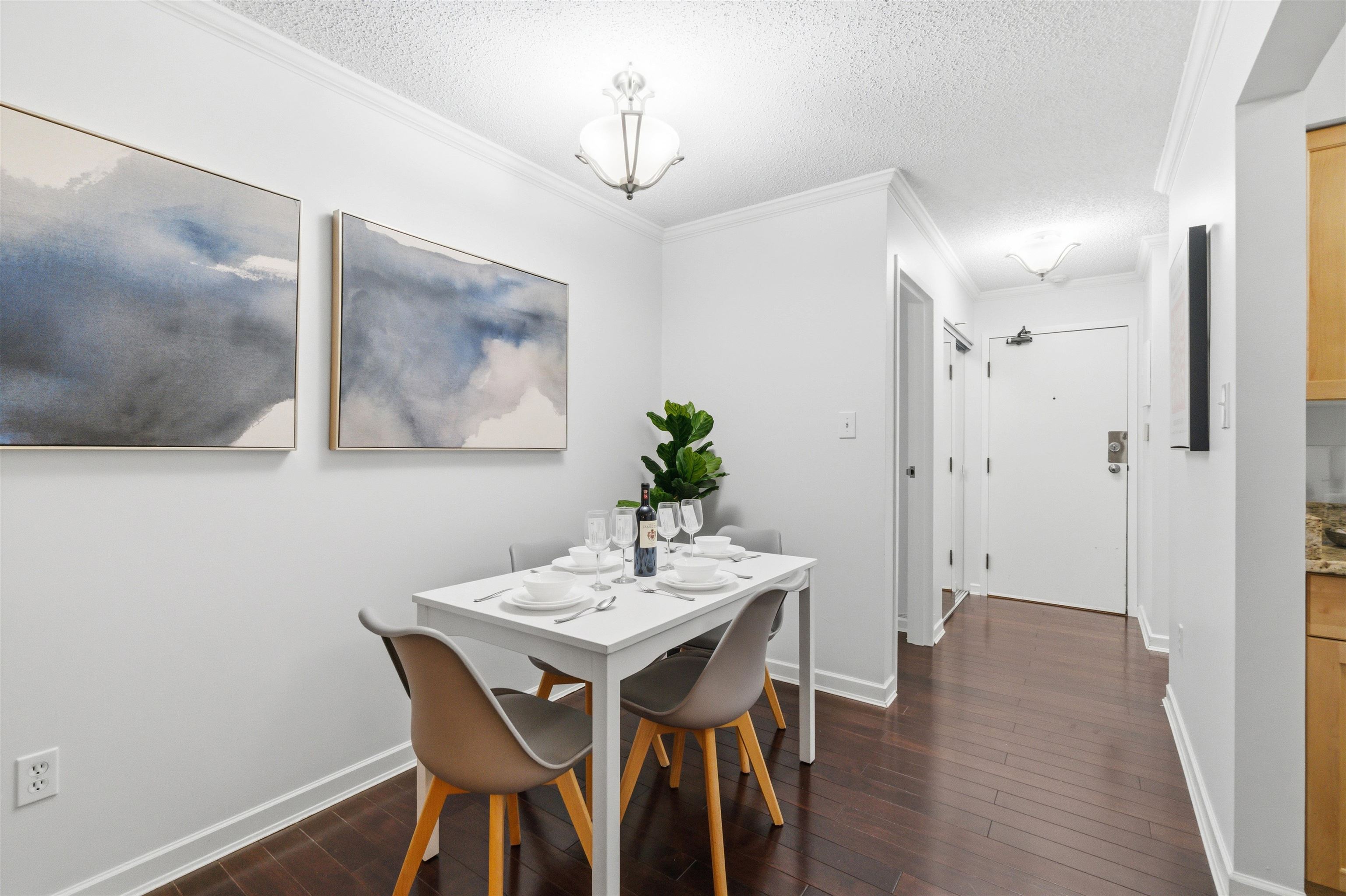 37 Agnes Street 104