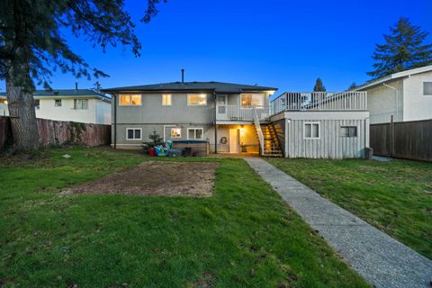 3949 Sefton Street Port Coquitlam BC V3B 3S2