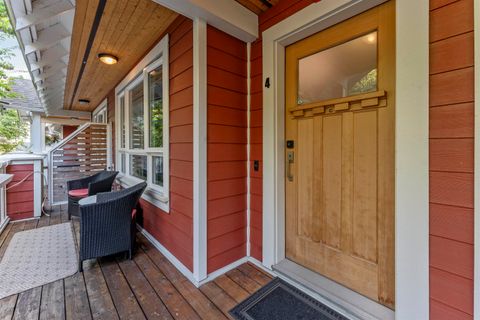 218 Camata Street 4 New Westminster BC V3M 0H8