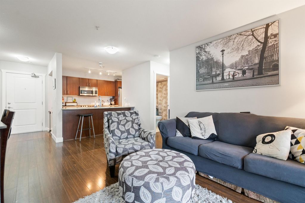 Photo of 45567 Yale Road #209, Chilliwack, BC V2P 0B2 (MLS # R3098156)