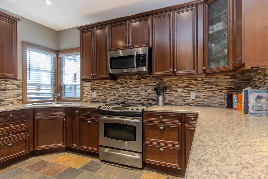 listing image 1107602329688273286