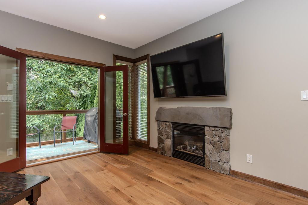 listing image 1108485811128636694
