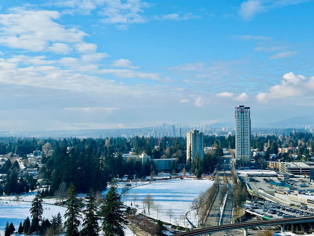 listing image 1108458233665892420