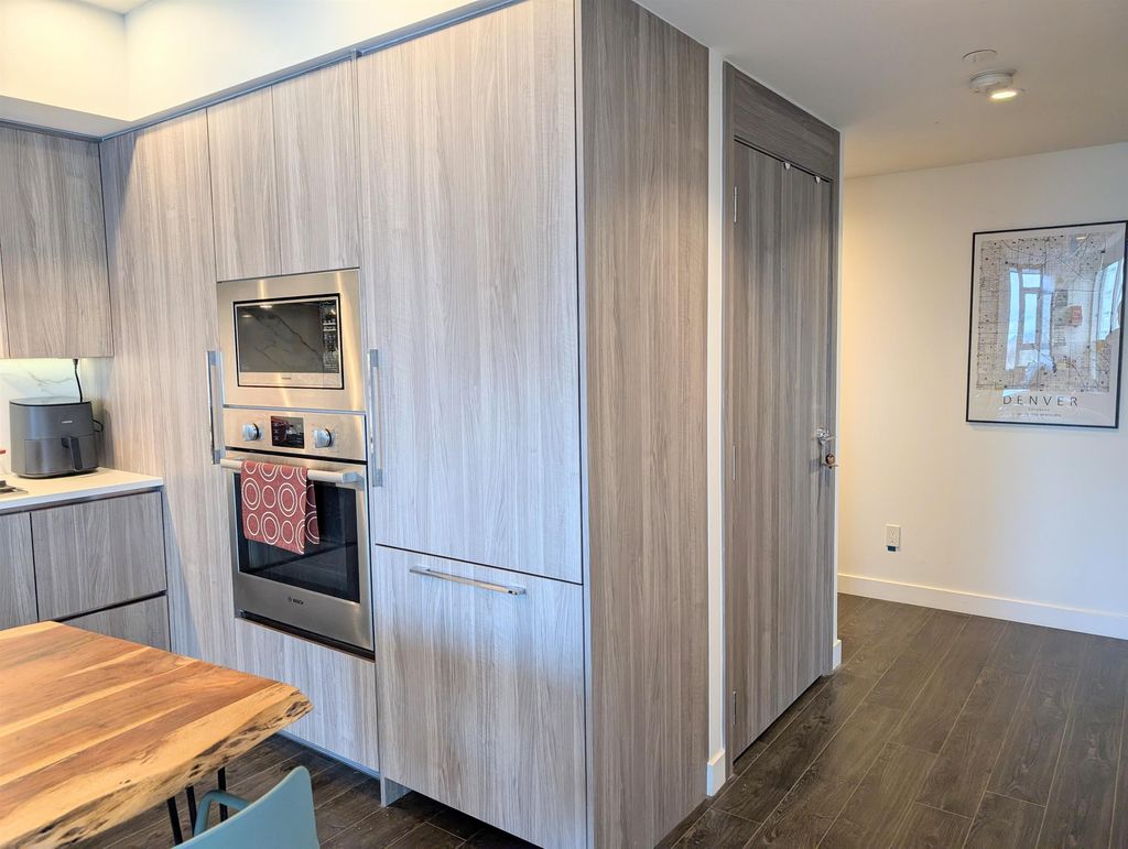 listing image 1103910058203120474