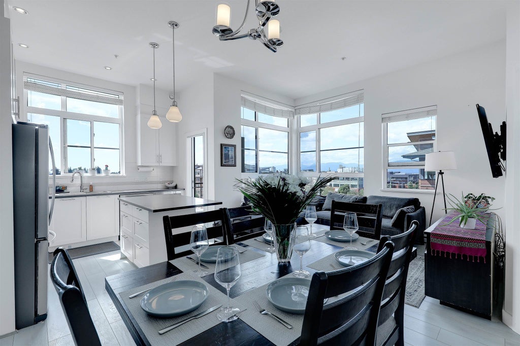 Photo of 20829 77 A Avenue #507, Langley, BC V2Y 0Y5 (MLS # R3144044)