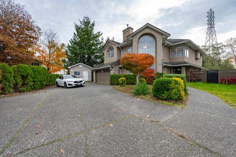 102 Viscount Place New Westminster BC V3M 6L4