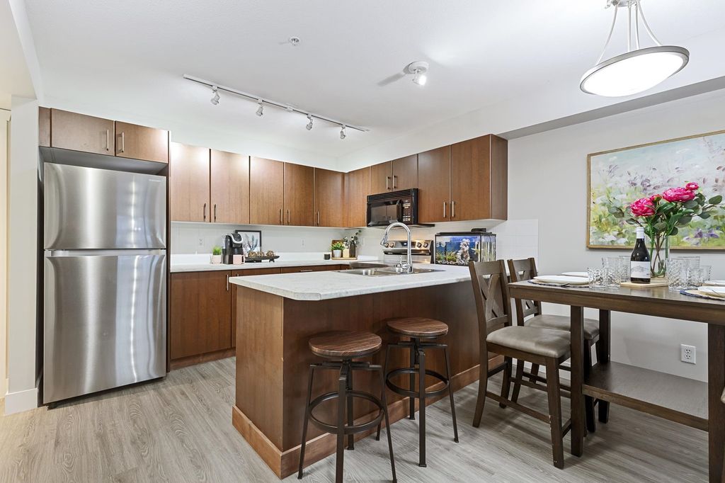 Photo of 45555 Yale Road #101, Chilliwack, BC V2P 0A9 (MLS # R3103509)