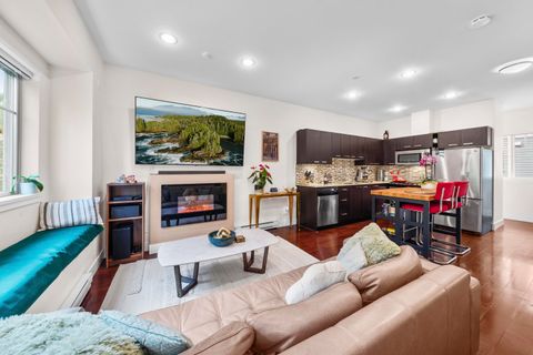 3382 Viewmount Drive 118 Port Moody BC V3H 2M1