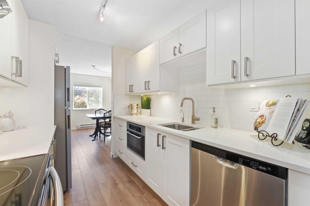 listing image 1106824063220856056