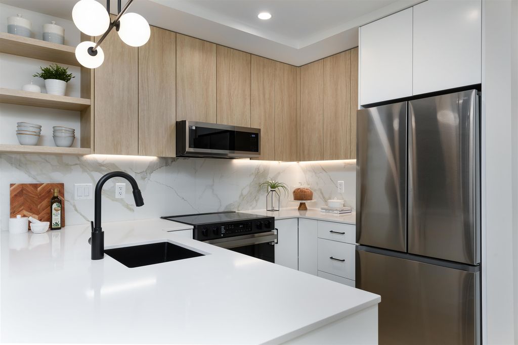 listing image 1107456674961049396