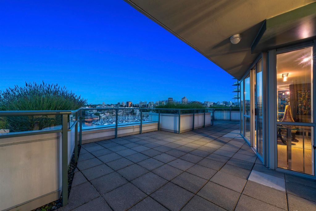 listing image 1103877221259061318