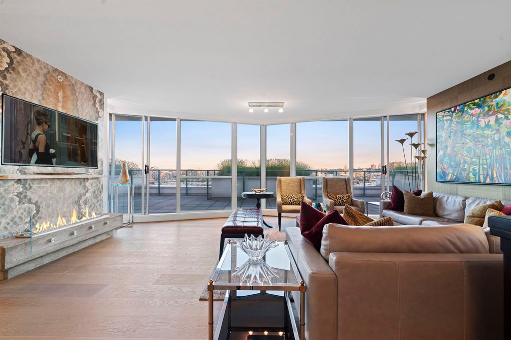 listing image 1104924539760646883