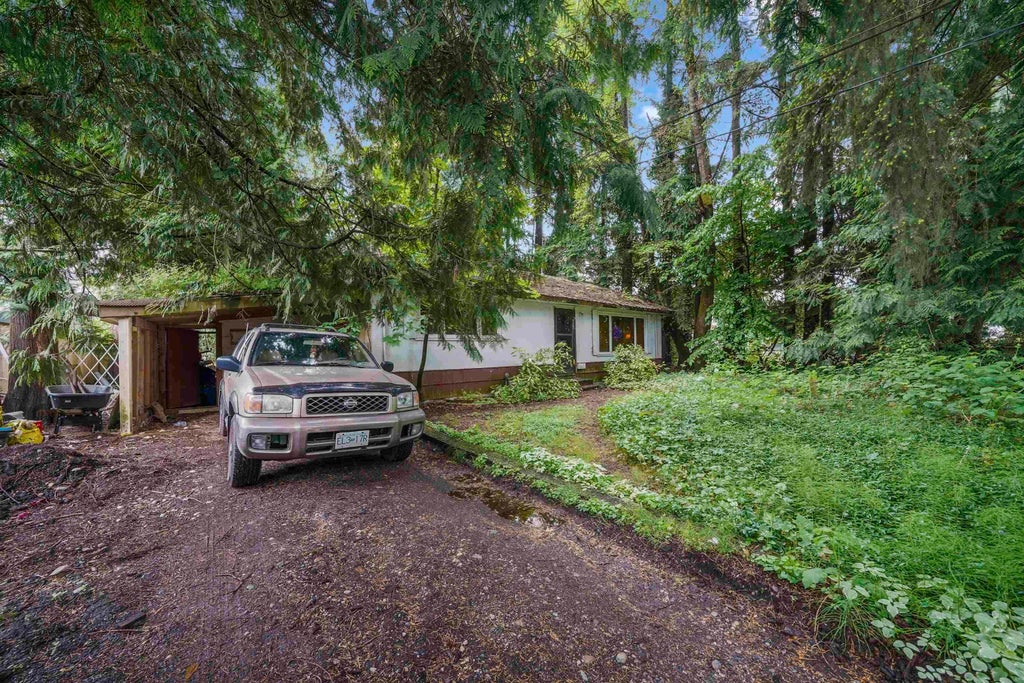Photo of 14924 90a Avenue, Surrey, BC V3R 1B4 (MLS # R3177875)