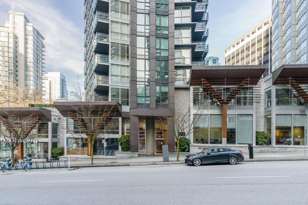 listing image 1107768357492284359