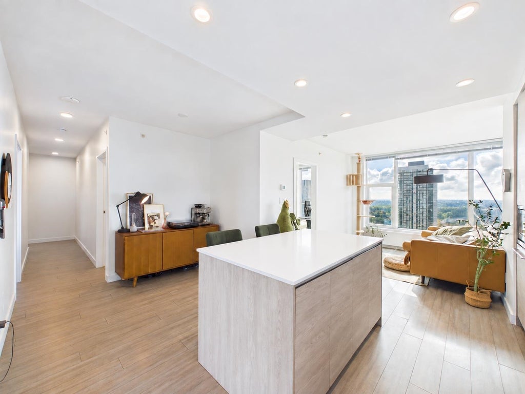 Photo of 13615 Fraser Highway #2603, Surrey, BC V3T 0P7 (MLS # R3170319)