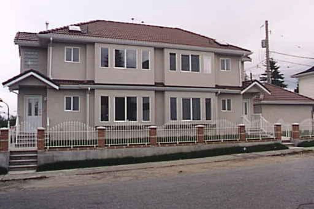 listing image 1109862276753126109