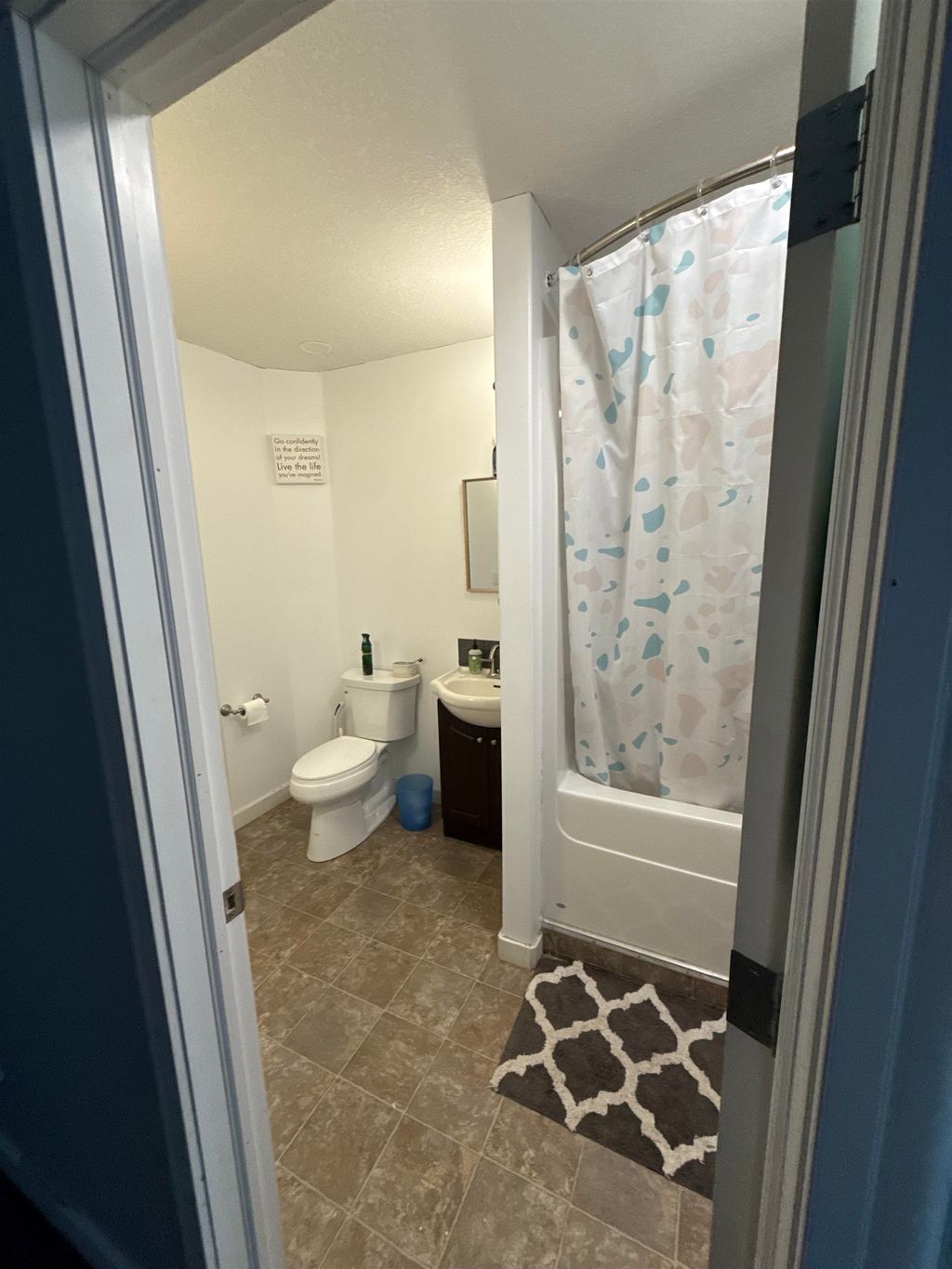 listing image 1101440459052373048