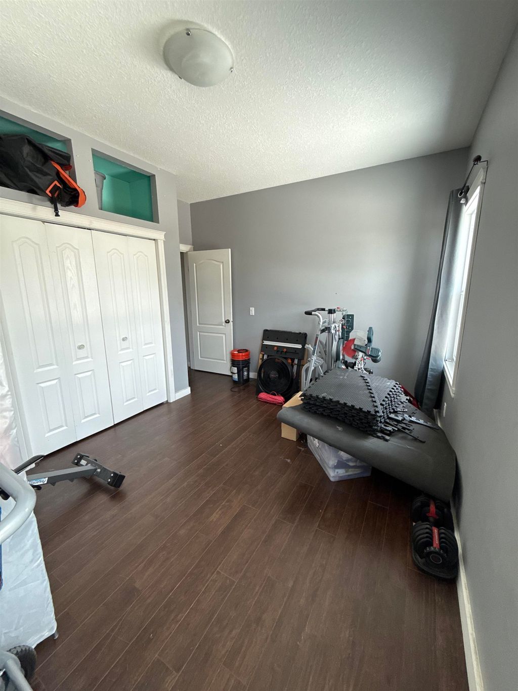 listing image 1108023293377328638