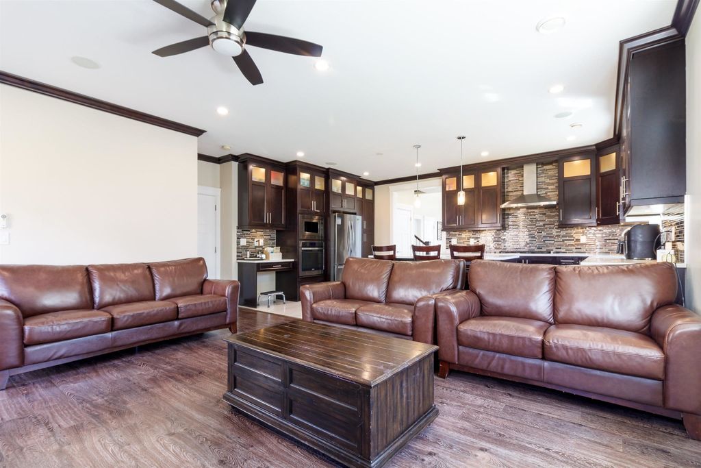 listing image 1104381477643747798