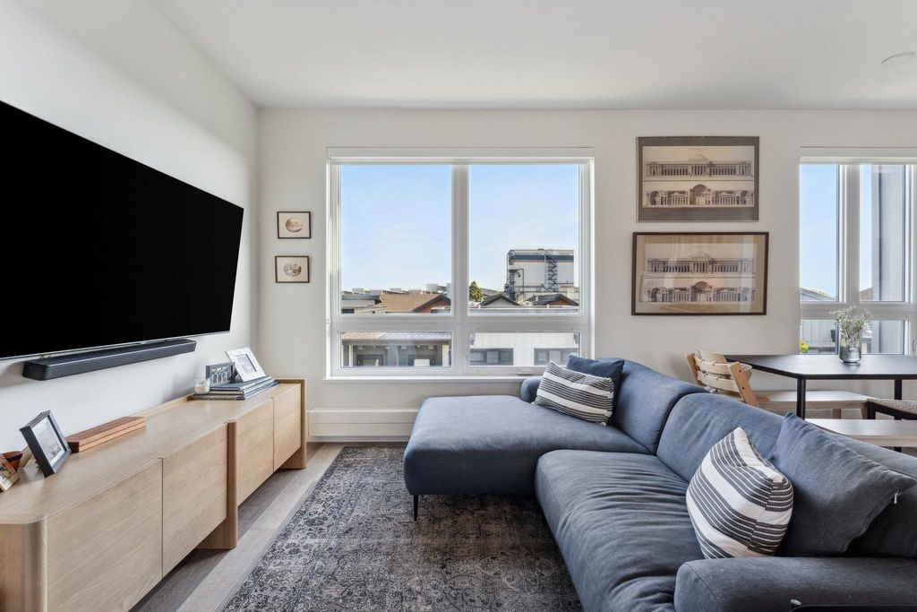 listing image 1107364175268821866