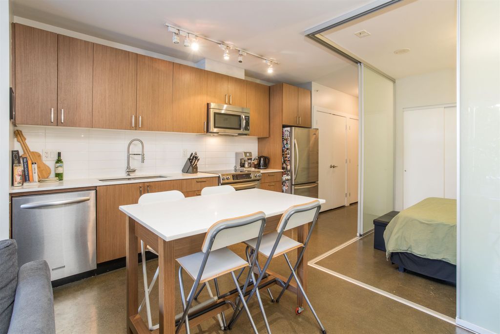 listing image 1105400506658350149