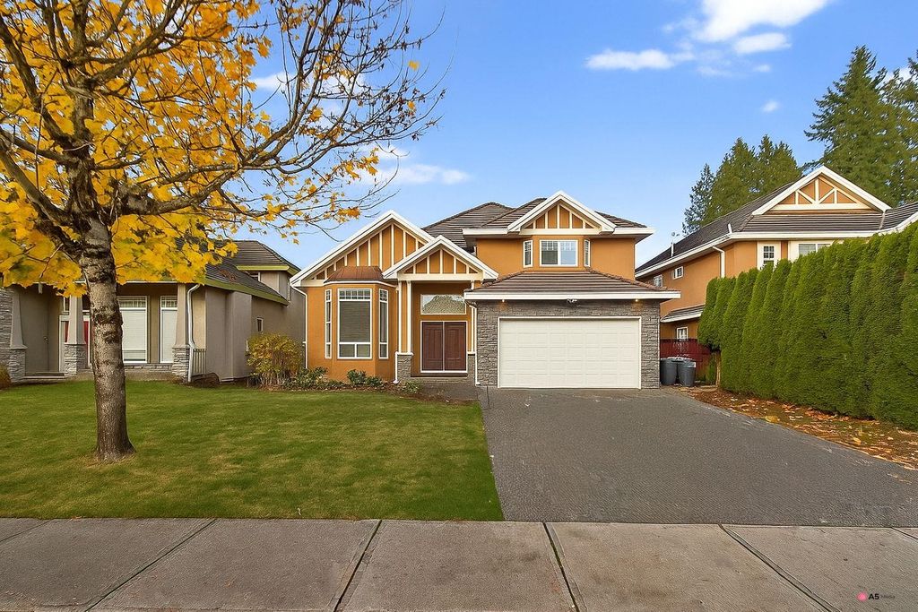 Photo of 15425 111 Avenue, Surrey, BC V3R 0W6 (MLS # R3066519)