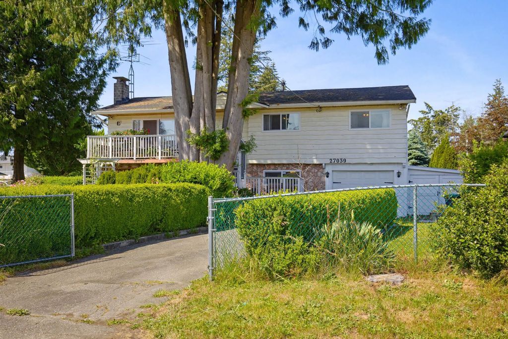Photo of 27039 28b Avenue, Langley, BC V4W 3A5 (MLS # R3129942)