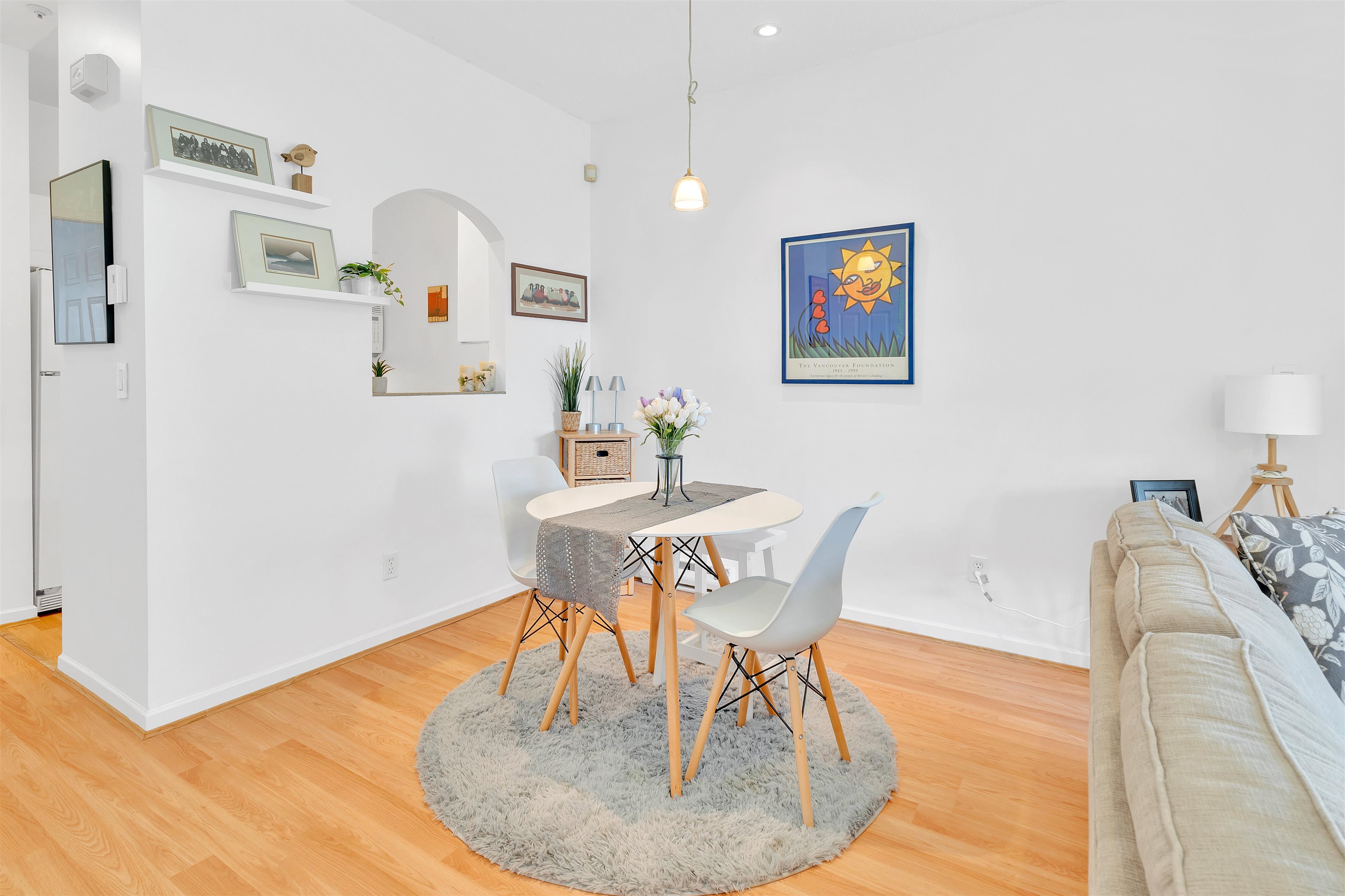 2422 Hawthorne Avenue 56