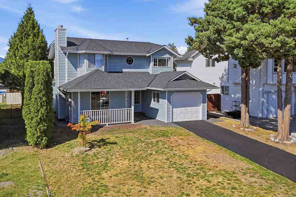 Photo of 23423 Sandpiper Avenue, Maple Ridge, BC V2X 9M4 (MLS # R3155335)
