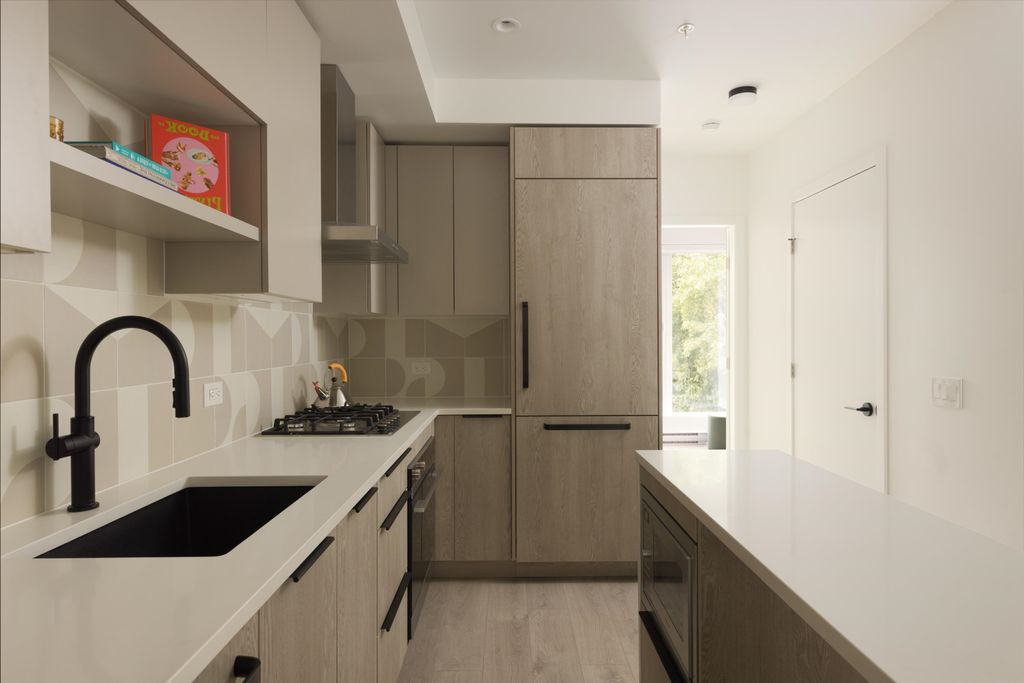 listing image 1107547801486319589