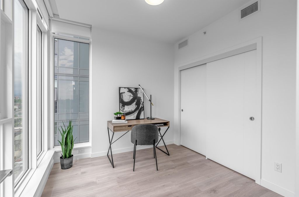 listing image 1103940814572477723