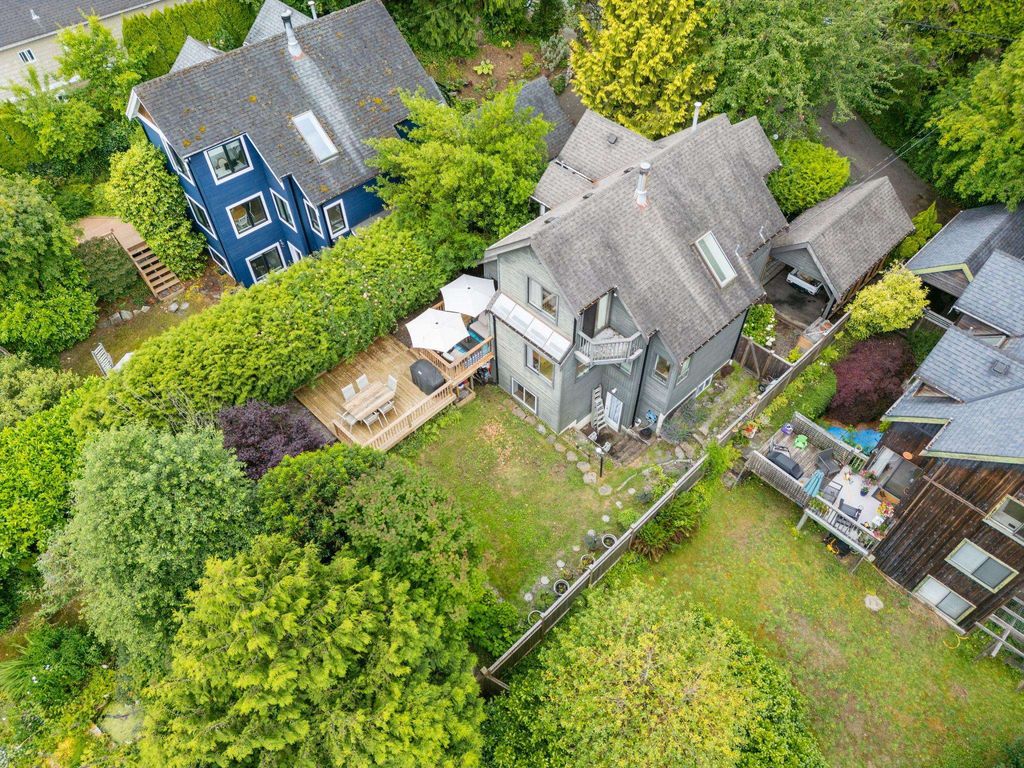 listing image 1105381295410862141