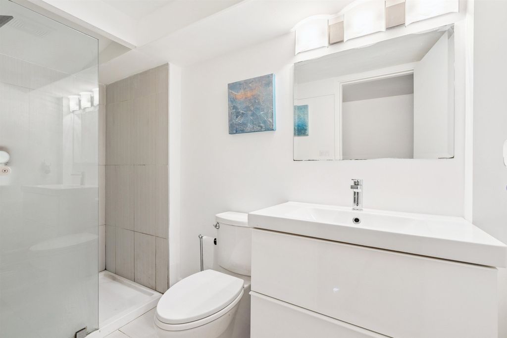 listing image 1109849689995330461
