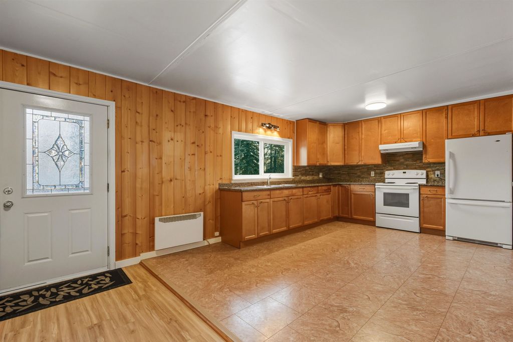 listing image 1108463875240910199