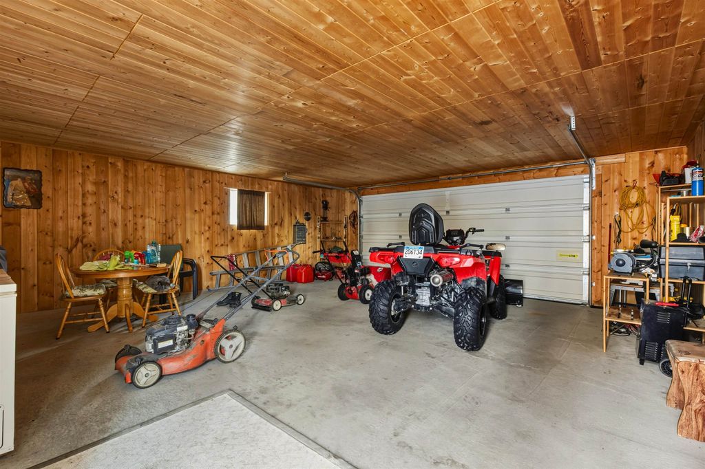 listing image 1102952146858117142