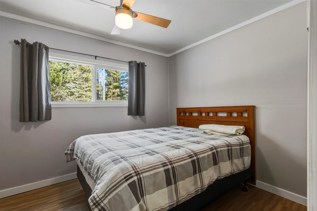 listing image 1101497624211119957