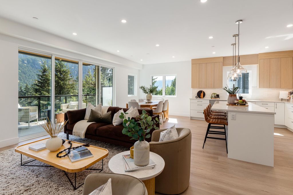 listing image 1100241747591346737