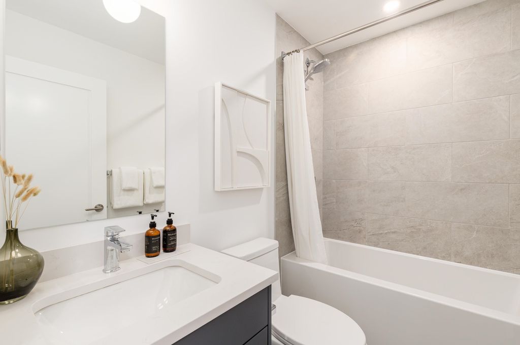 listing image 1100960907950837943