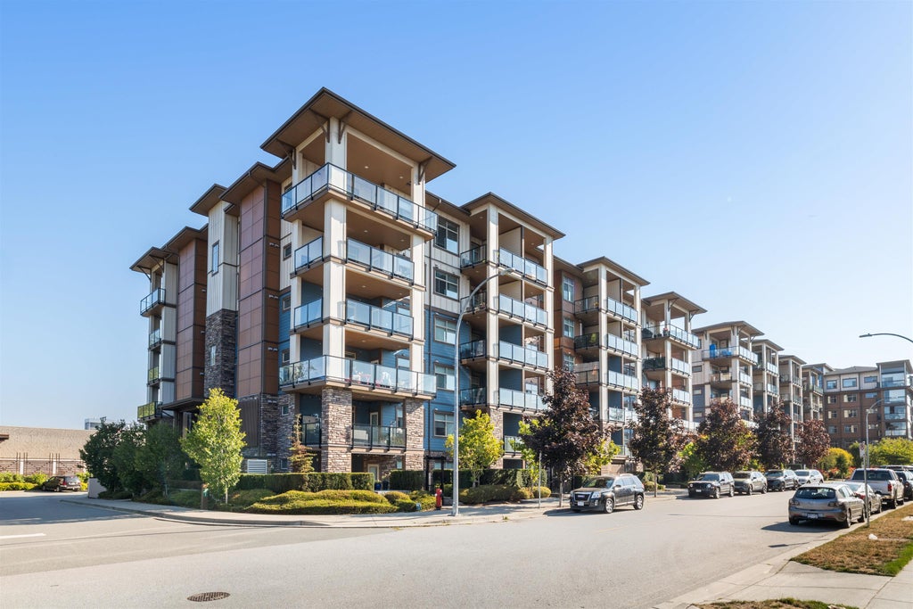 Photo of 20673 78 Avenue #621, Langley, BC V2Y 3K1 (MLS # R3158348)