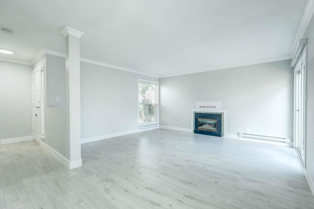 Photo of 3030 Trethewey Street #87, Abbotsford, BC V2T 4N2 (MLS # R3145322)