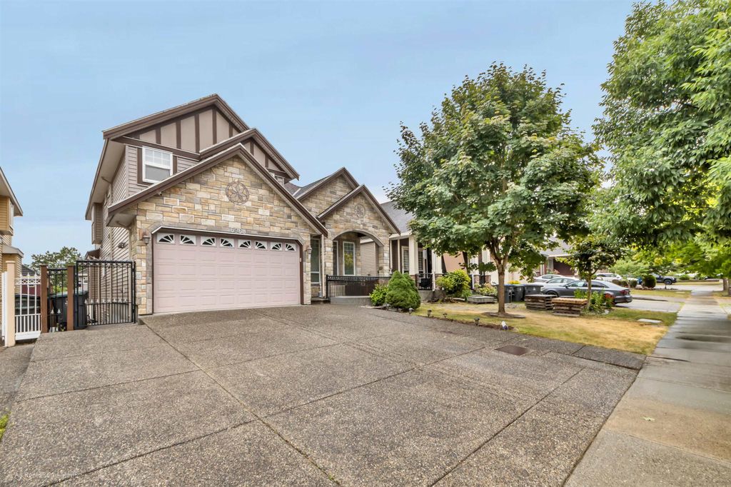 Photo of 6968 151a Street, Surrey, BC V3W 3T1 (MLS # R3149199)